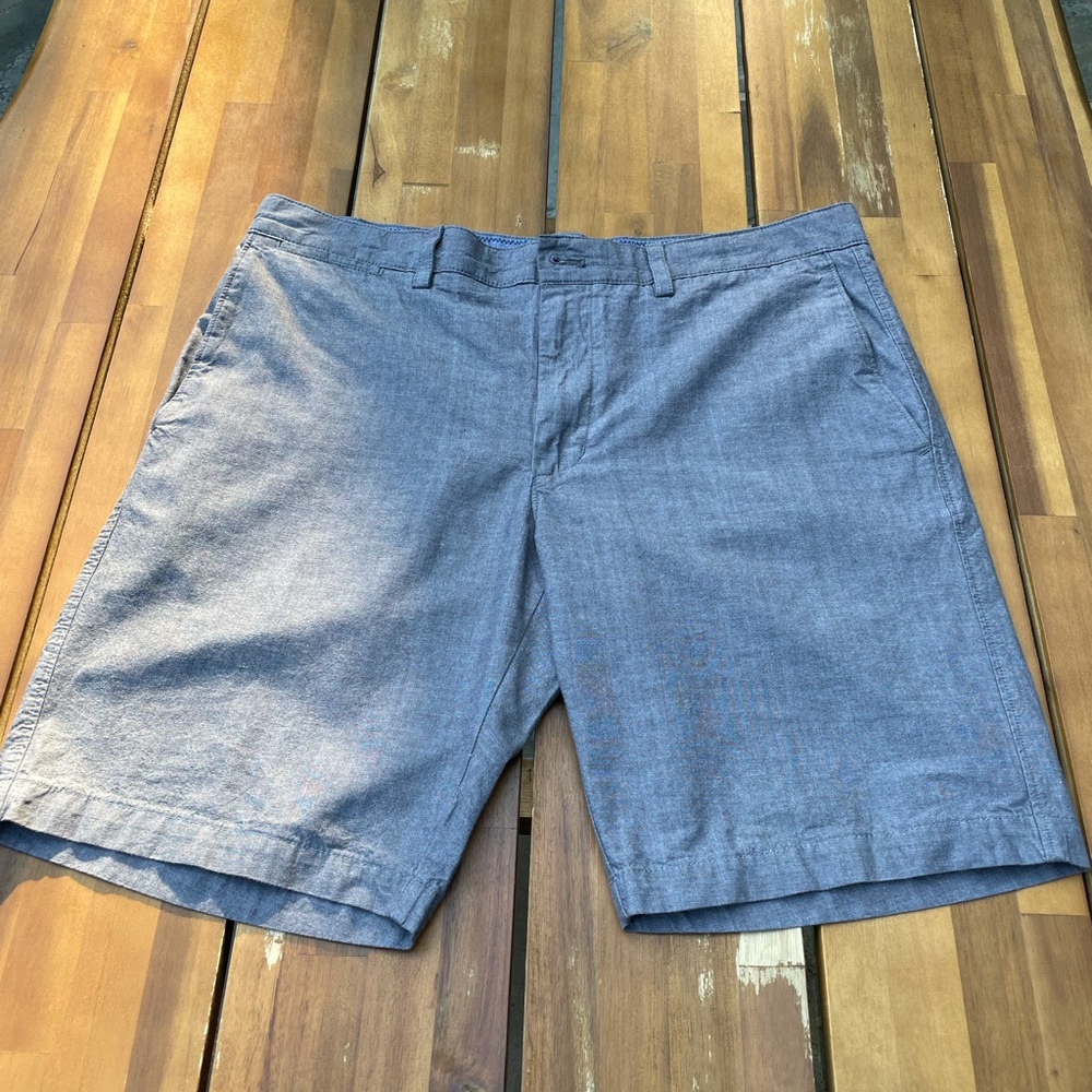 Banana Republic “Aiden” Shorts - Picture 8 of 8